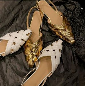 Sandalias de piel de vaca doradas y blancas con tejido a cuadros para mujer, zapatos de vestir con punta abierta Vintage de tacón bajo, talla grande 35-41 para mujer