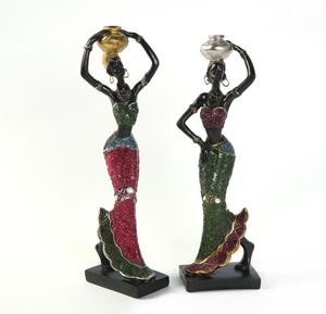 Accessoires de décoration de maison de maison artisanale Ornements de statue de résine African Femme Staue Creative Sculpture T2007032789020