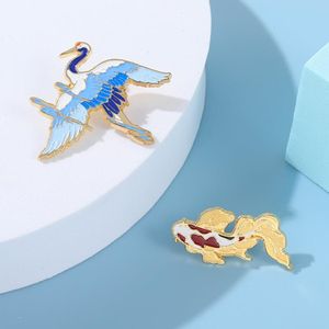 Crane Koi Brooch Custom Good Luck Soar in the Sky Brooches for Women Elegant Pins Part Party Wedding Jewelry Gift for Friends