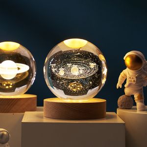 Planet Creative Crystal Ball Globe Crafts 3D Laser Système solaire gravé Laser Boules en bois massif Crystal Lumin LED LED SMEL