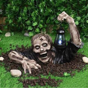 Decoración creativa de Halloween Zombie Terror Scary Horror Decor Light Lantern Estatua para el hogar Jardín al aire libre Patio exterior 220323