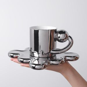 Tazas y platillos de cerámica, creativo, Vintage, té de la tarde, juego de tazas de café, servicios al por mayor, taza personalizable, Caneca y tazas