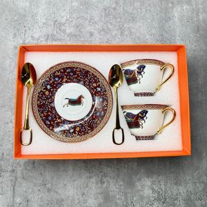 Tasses soucoupes moderne cheval Design tasse à café européenne après-midi thé tasse maison Bar fête verres décor céramique avec Spoo