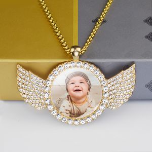 Colgante de alas de Ángel con foto de bebé personalizado con collar de diamantes de imitación de cadena larga joyería de imagen de cúpula de cristal personalizada