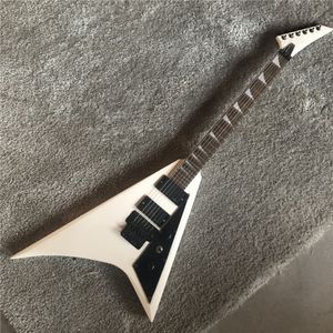 Guitarra blanca triangular Jack personalizada de alta calidad con hardware negro guitarra eléctrica cuerpo de tilo cuello de arce envío gratis