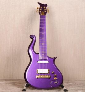 Prince Prince personnalisé Metallic Purple Electric Guitar Corps Maple Neck Gold Couvre de tige d'or Emballage Symbole enveloppe autour de 1427401