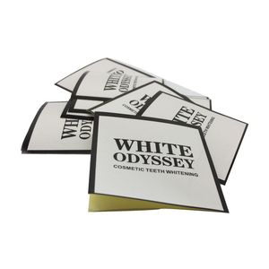 Autocollants d'étiquettes carrées cosmétiques imperméables blanches personnalisées autocollant d'emballage de parfum imprimé en vinyle blanc personnalisé