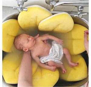 Coussin de poche de tournesol de dessin animé mignon coussin de bain de pétale de fleur de sécurité de douche de bébé