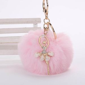 Porte-clés ange dansant mignon pour femmes, pendentif, faux pompons pelucheux, cadeaux pour accessoires de sac