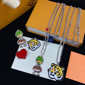 Lindo collar broche conjunto colorido dibujos animados esmalte broche pato tigre moda elegante personalizado pin accesorios paquete con caja