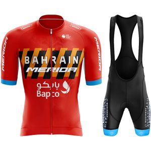 Ensembles de maillots de cyclisme Shorts de cyclisme Hommes Gel Uniforme complet Bahreïn Merida Homme Costume Ensemble de tenues pour hommes Pantalon Vélo Chemise professionnelle Vêtements Bavoir 230614