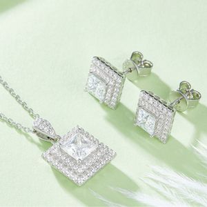 D Couleur Real Moisanite Jewelry Set 925 Sterling Silver Square Oreing Boucles Collier de mariage Bijoux pour femmes Gift Women