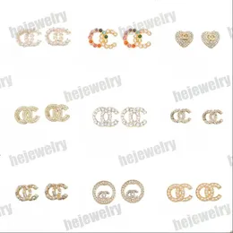 Boucles d'oreilles de luxe de créateurs de bijoux de mode orecchini plaqué argent pour femmes et hommes ont une boucle d'oreille à la mode orrous petite lettre d'or boucles d'oreilles de créateur bijoux XB01