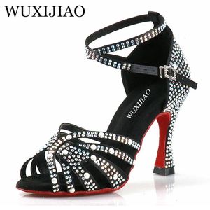 Dance Wuxijiao Latin 212 Mujeres Rhinestones zapatos de salsa suave para damas Sandalias para mujeres Boda, tacones de boda 7.5C 240125 S SS S