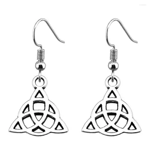 Boucles d'oreilles en peluche 1pair Triquetra symbole matériaux de coeur bijoux pour les hommes artisanat Hook Taille 18x19 mm