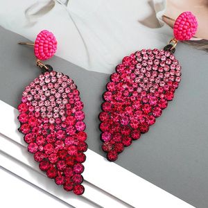 Boucles d'oreilles pendantes élégantes feuilles de mode pleine Rose rouge cristal pour les femmes Simple Vintage fée Grunge pendentif bijoux accessoires