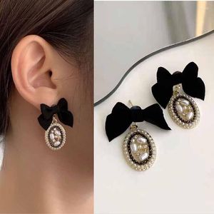 Boucles d'oreilles pendantes French Vintage Fabric Bow Temperament High-end Pearl Accessories For Women