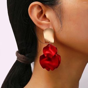 Pendientes colgantes Metal creativo Simple pétalo de rosa roja venta al por mayor flor Retro para mujer joyería