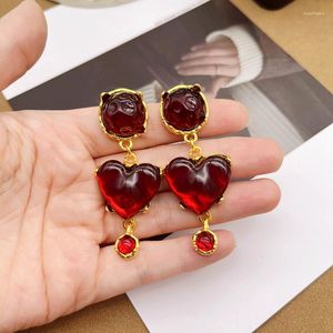 Boucles d'oreilles pendantes Rouge Coeur Goutte Charme Boucle D'oreille Médiévale À La Main Piercing Bijoux Pour Femme En Gros