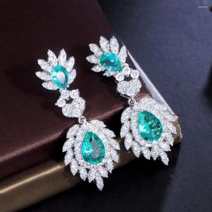 Boucles d'oreilles pendantes trois grâces élégantes, vert clair, zircone cubique, couleur argent, longue goutte d'eau pour femmes, bijoux de bal de mariage ER933