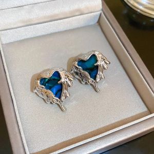 Pendientes colgantes con tachuelas para mujer, aretes de Corazón Azul de Lava de tendencia 2023, aretes elegantes de lujo, accesorios estéticos para mujer, joyería