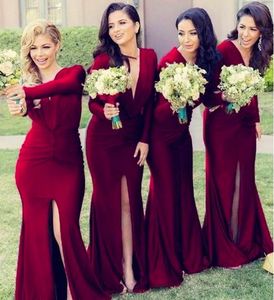 Vestidos de dama de honor de invierno de manga larga de color rojo oscuro 2020 Escote en V profundo Corte frontal plisado Fiesta de graduación Vestidos de noche elegantes formales Invitado de boda