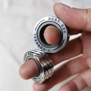 Descompresión Juguete Mecánico Anillo Párrafo EDC Fidget Spinner Acero inoxidable Fingertip Gyro Ratchet Metal Slider Adulto Oficina Escritorio Juguetes 230607