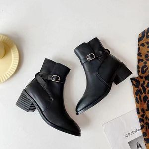 Décor boucle bottes couleur noir cheville solide femmes Slip-on bout rond hiver en cuir véritable confortable décontracté antidérapant mode Bo 68