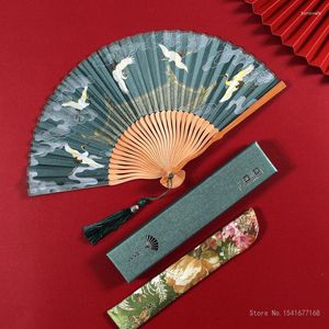 Figurines décoratives Arrivée Japonaises Noir Leques Dames Pliant Soie Éventails À Main En Gros Personnalisé Bambou Fan De Vieux Mariage