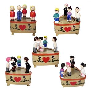 Figurines décoratives embrasser poupée boîte à musique nouveauté son Machine jouer pour les filles Holiady cadeaux