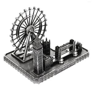 Figuras decorativas Decoración retro para el hogar Adornos de metal de Londres Reloj Big Ben Adorno Modelo Puente de la Torre Aleación Ciudad Viajes arquitectónicos