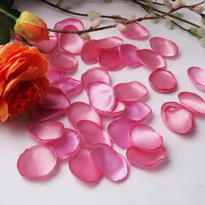 Fleurs décoratives 100pcs 4cm Supple Silk Rose Petals Artificial Flower Valentine Mariage Party anniversaire mariée