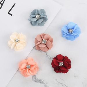 Flores decorativas 10 unids/lote tela hecha a mano con apliques de diamantes de imitación accesorios de costura de ropa de boda para diadema para niños