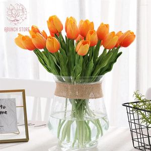 Fleurs décoratives 10pcs Real Touch Tulips Pu Artificial Flower Bouquet pour arrangement Party de mariage Salle Salle à manger Table de bricolage