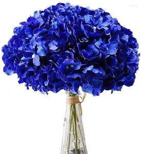 Flores decorativas 10 Uds cabezas de Hortensia de seda azul real con tallos artificiales de alta calidad para la decoración del hogar de la boda