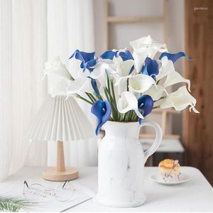 Flores decorativas 10 Unids / set Flor de Lirio de Calla Artificial Azul Toque Real DIY Ramo de Boda Nupcial Fiesta Ramos Falsos Decoración Hogar