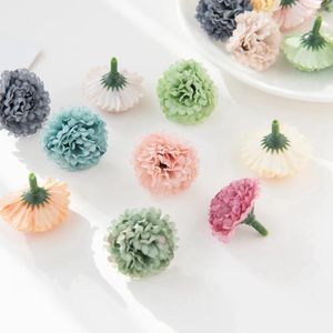 Fleurs décoratives 10pcs Silk Artificial Flower Wedding Christmas Craft Courts accessoires ACCESSOIRES STACHE DIY BOX BOX DÉCOR MINI MINI