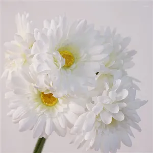 Flores decorativas 5pc daisy daisy real toque real artificial bouquet decoración de bodas fluidos falsos decoración de la fiesta del hogar floral