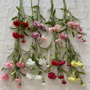 Flores decorativas Flor artificial Ramitas de clavel de seda Regalo del día de la madre Simulación Cargas florales Decoración falsa con plantas verdes