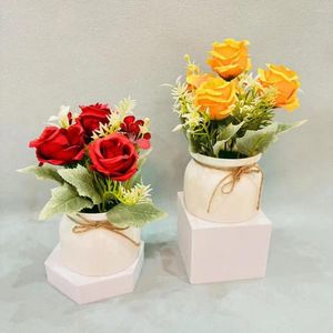 Fleurs décoratives Plantes en pot artificielles Ensemble de plantes de style scandinave avec trois roses Petit pot à bords tournés Bonsaï pour bureau