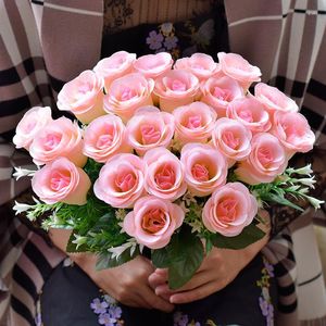 Flores decorativas Ramo de rosas artificiales Ranunculus de imitación, flor de rubor, ranúnculo persa falso, ramos florales para decoración del hogar de boda