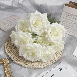 Fleurs décoratives Fleur de rose artificielle simulée pour l'arrangement de mariage Bouquet de main de mariée Saint-Valentin DIY Cadeaux Po Prop