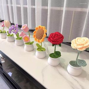 Fleurs décoratives Tiflower à main TUILP ROSE Daisy Fleur artificielle Crochet Plants en pot à la maison Decoration de bureau
