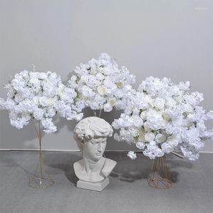 Fleurs décoratives Luxury White Rose Wedding Table Centorpiece Ball Celebration Event Party Stage Road Road Floral Window Affichage
