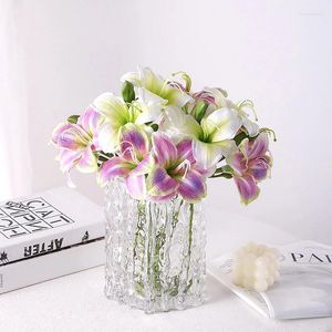 Fleurs décoratives Real Touch Artificiel Lily Simulation Hemerocallis Fake Flower Floral Arrangement de mariage Decoration Decoration Home Decor