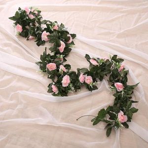 Flores decorativas Seda Vina de rosa artificial Flor colgante para la pared Rattan de navidad Plantas falsas Hojas de guirnaldas Arco de boda en casa