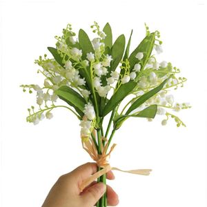 Flores decorativas Acción de Gracias 6 PCS Lirio artificial del valle Faux White Bell Wind Chime Orchid Flower Boda
