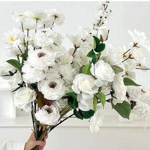 Fleurs décoratives artificielles blanches avec un thème, boules brodées de Roses, décoration de salle de mariage, Arrangement Floral, Guide routier