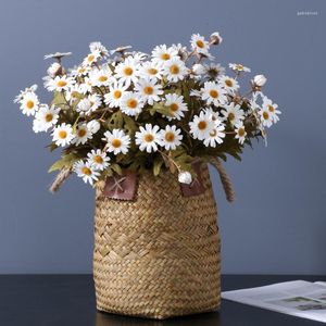 Fleurs décoratives en gros 9 têtes de chrysanthèmes petites marguerites jardin sauvage décoration de la maison artificielle