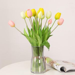 Fleurs décoratives En Gros De Haute Qualité Artificielle Tulipe Jaune PU Real Touch Pour La Maison De Noce Décoration Table Centre Pièce Fleur